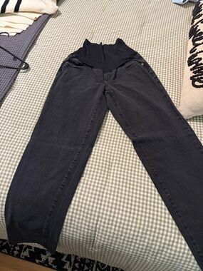 Old Navy Black Straight-Leg Maternity Jeans with Stretch Panel